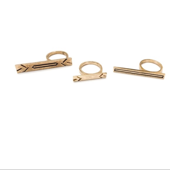 House of Harlow Engraved 3 Stack Ring in Gold - Picture 5 of 6